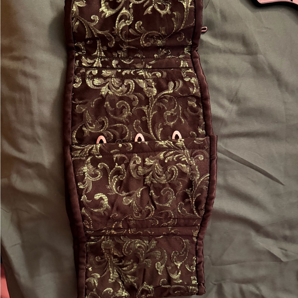 Dracula’s clothing corset 34 inch steel boned